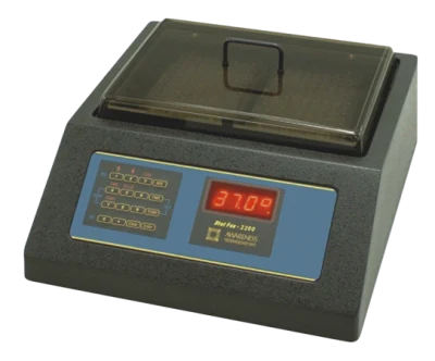 Инкубатор- встряхиватель  микропланшетов  StatFax – 2200